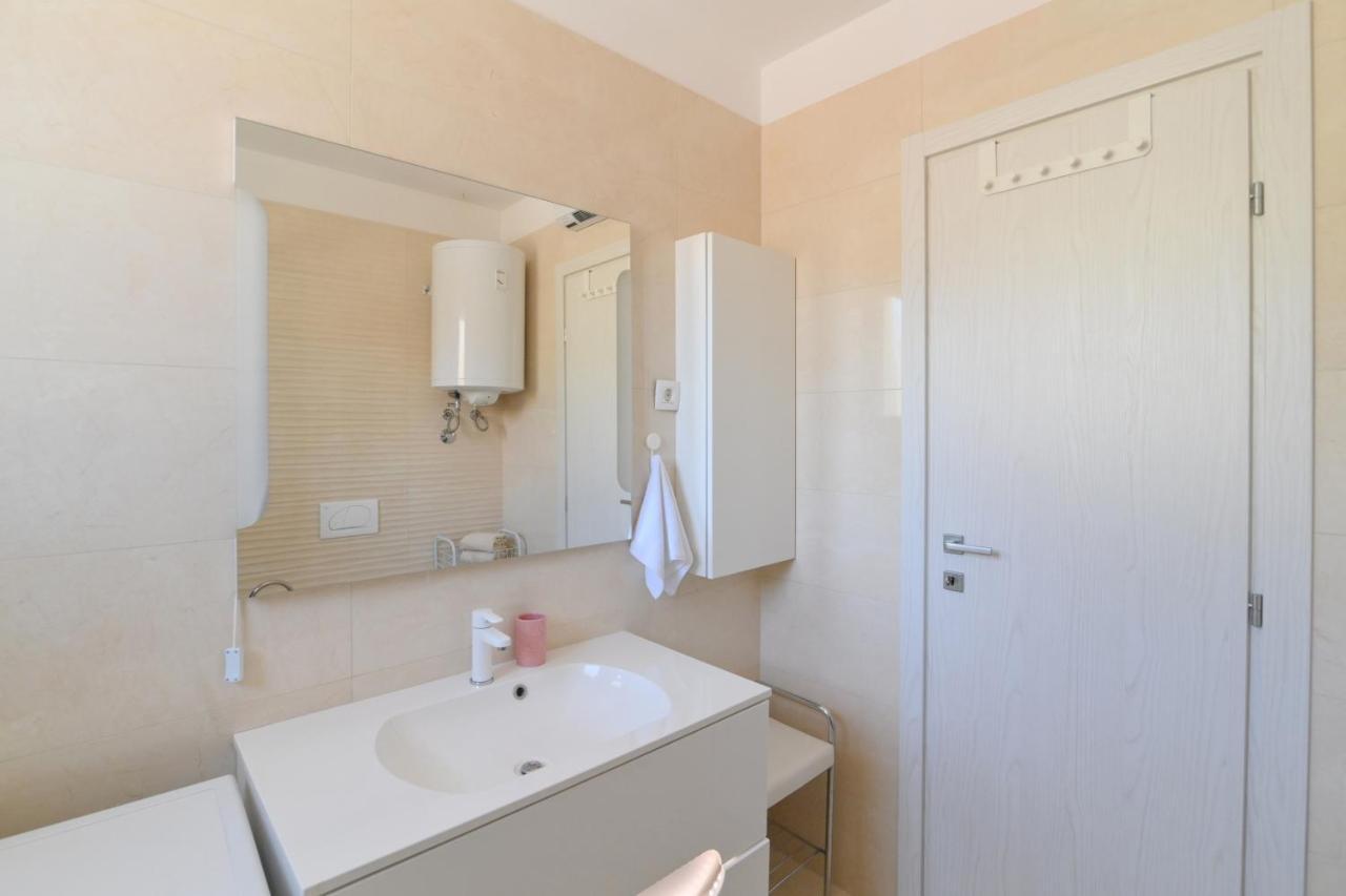 Apartman Iskra Apartment ริเยกา ภายนอก รูปภาพ