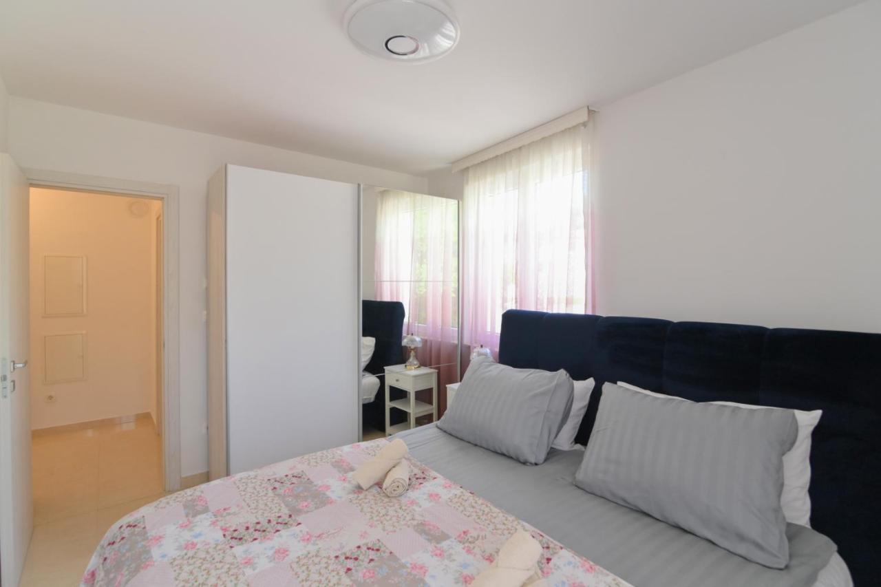 Apartman Iskra Apartment ริเยกา ภายนอก รูปภาพ