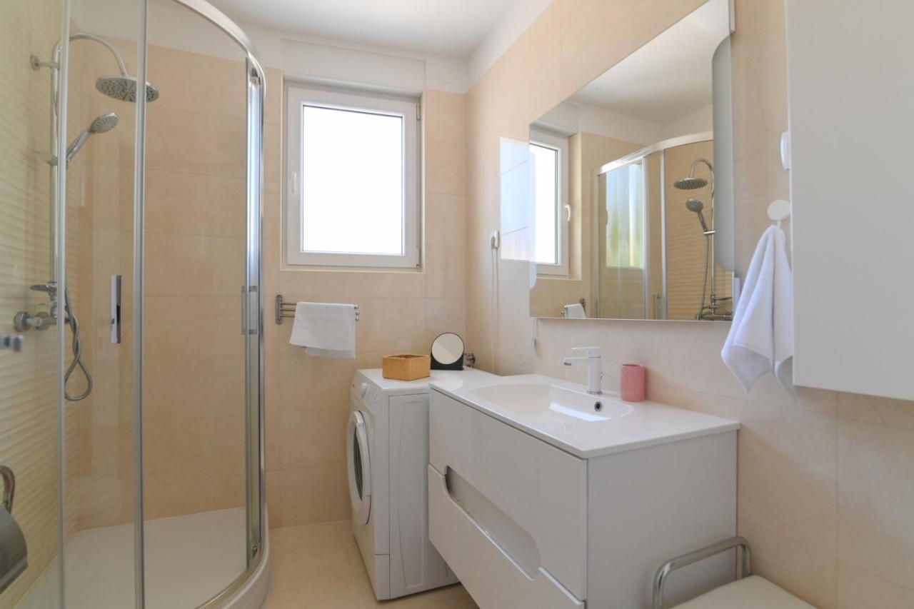 Apartman Iskra Apartment ริเยกา ภายนอก รูปภาพ